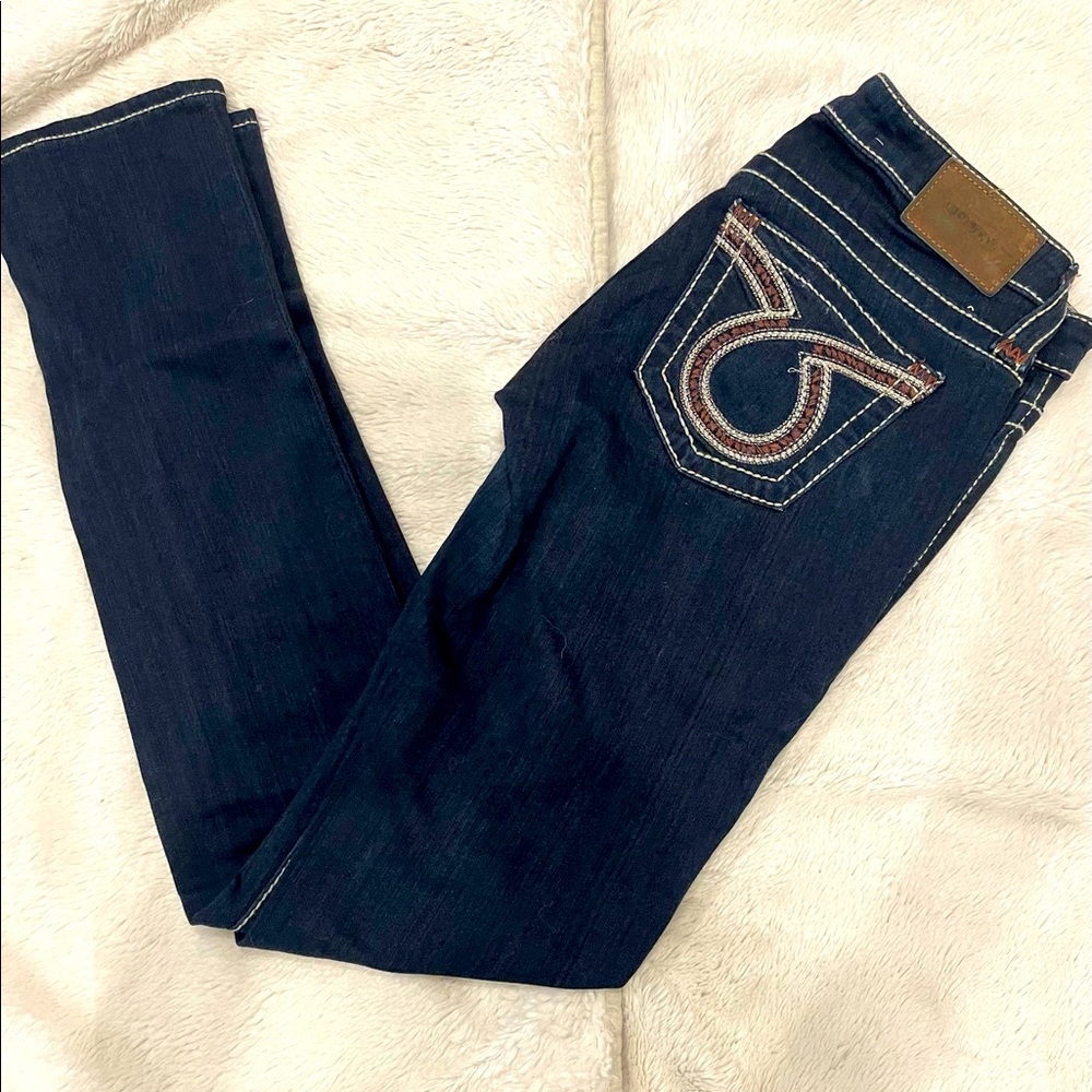 Big star skinny cut 28R. Dark wash